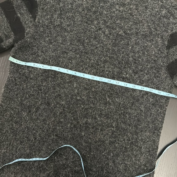 Black and gray Korean faux mohair sweater - Picture 6 of 8